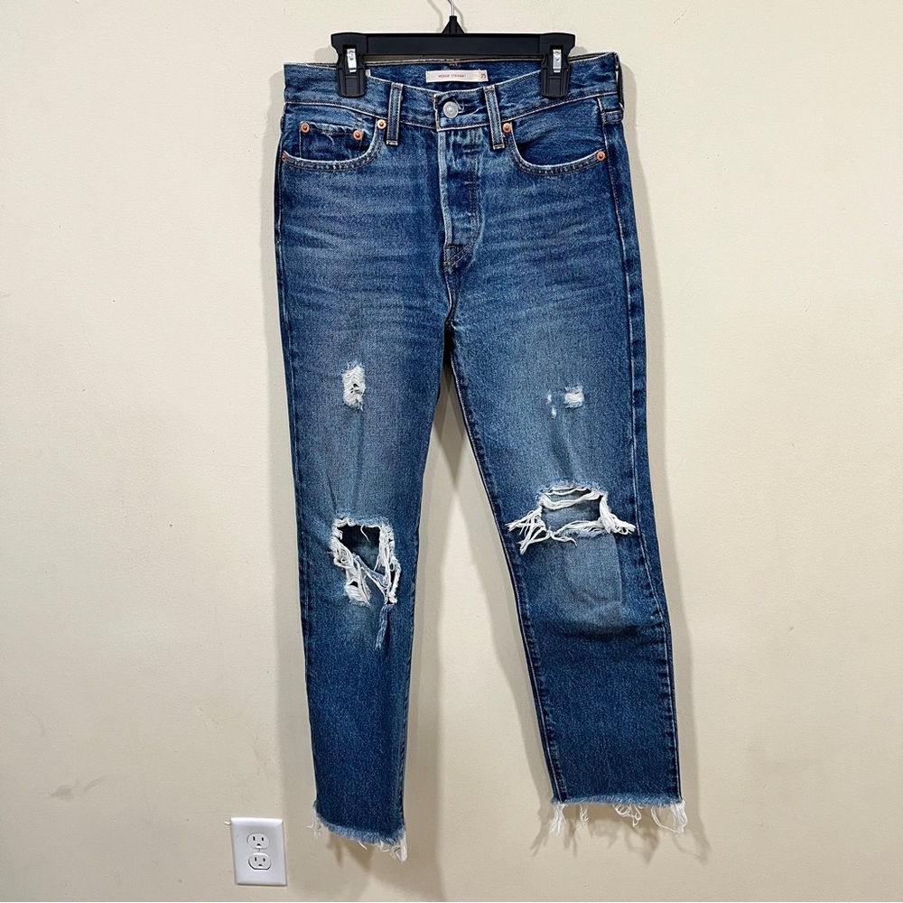 Levi's Wedgie Straight High Rise Jeans size25 EUC raw hem distressed blue denim - Picture 2 of 9